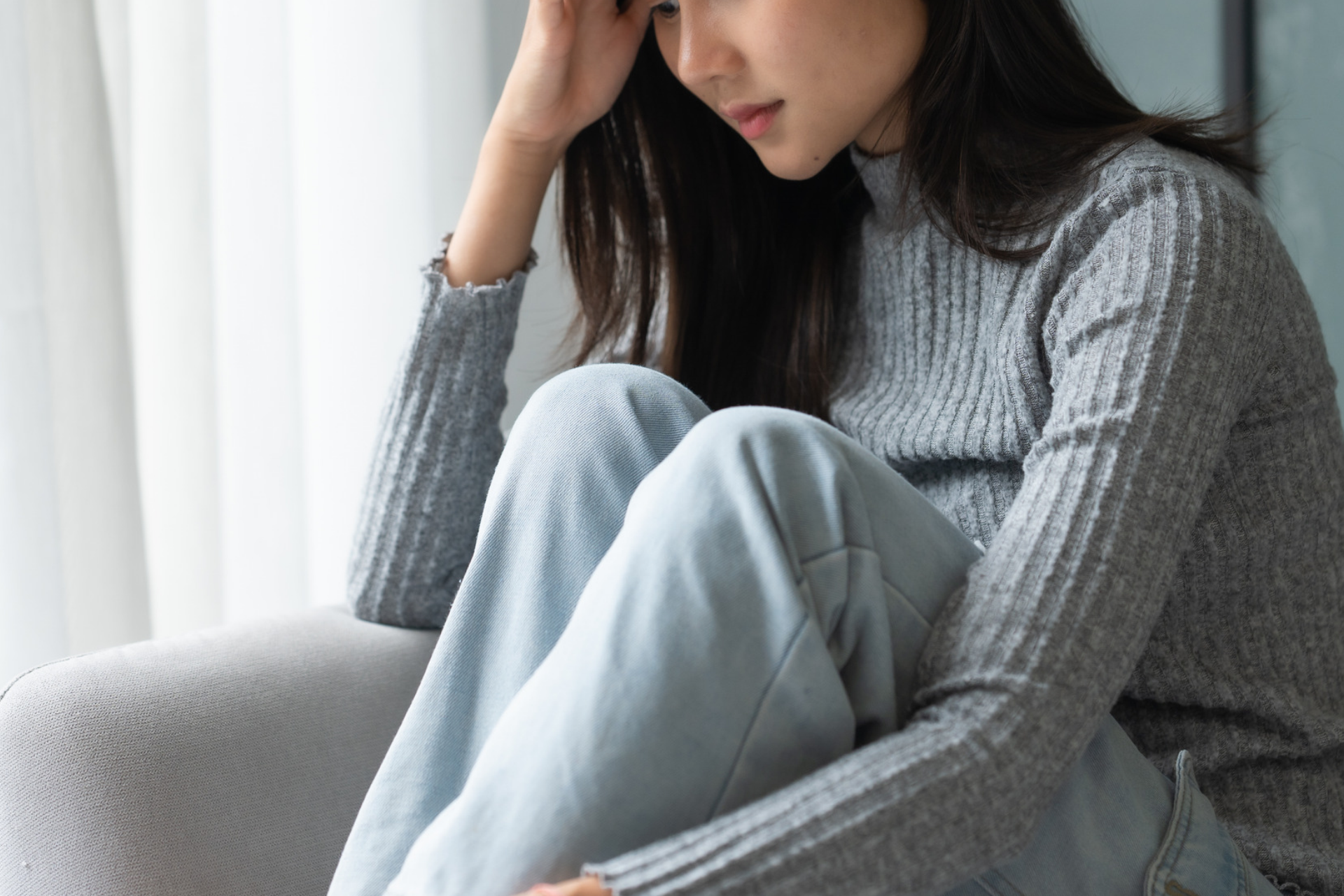 子育てについて悩む保護者